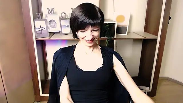 _AngeliaFlow_'s cam snapshot