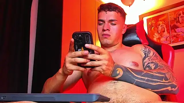 ALPHA_DOMINUS_'s cam snapshot