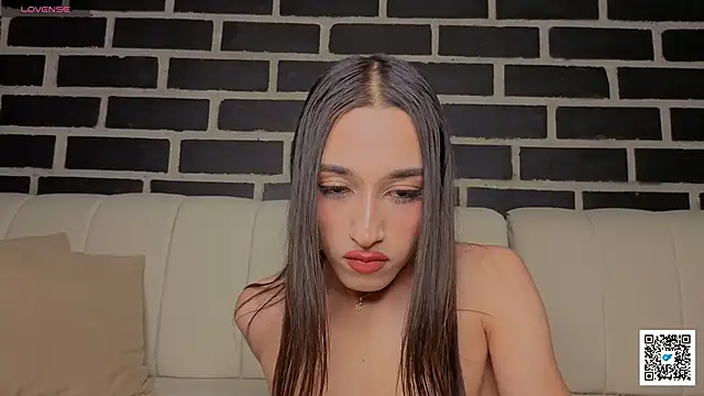 Goddivaa live sex cam