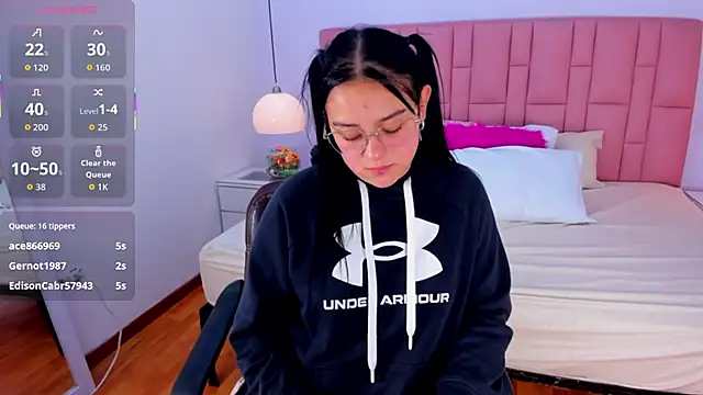 Amy_Ferreira's cam snapshot