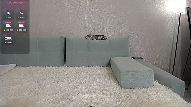 Elechka live sex cam