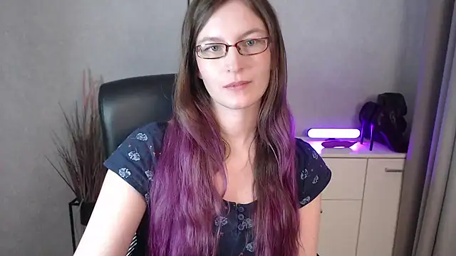 emmaxDelight's web cam