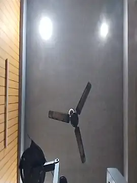 Stubborndesiboy live sex cam