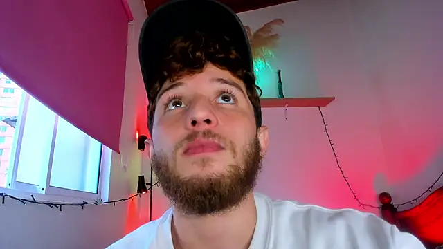 Juan_Castano live sex cam