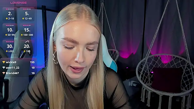 TessaGrays's cam snapshot