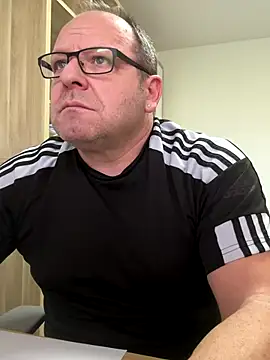 coupleLatinaLovers live sex cam