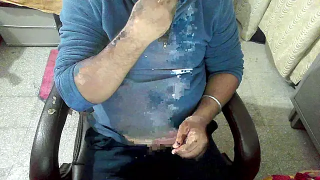 rentarob's cam snapshot