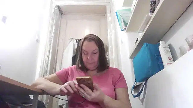 AnnaLive570's cam snapshot