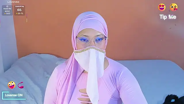 amina_fair's cam snapshot