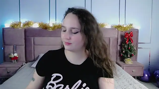 ElisonMinix's cam snapshot