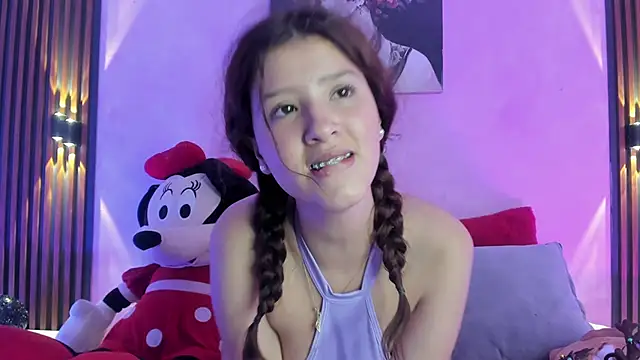 Sofi_cutiee's cam snapshot