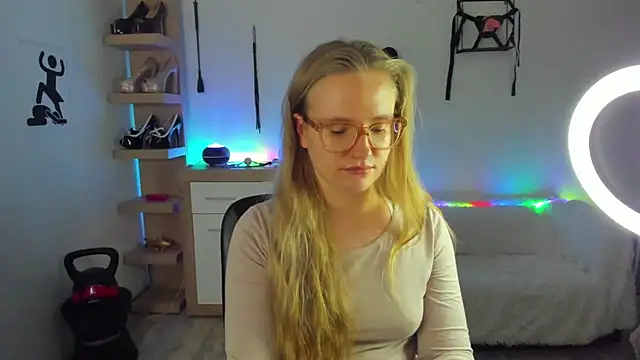 NancyHottie's cam snapshot