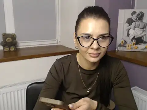 divina_kira's cam snapshot