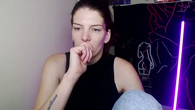 VanessaRey_'s cam snapshot