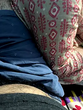 lonlygirlpriya7's cam snapshot