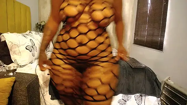 AssQueen90's cam snapshot