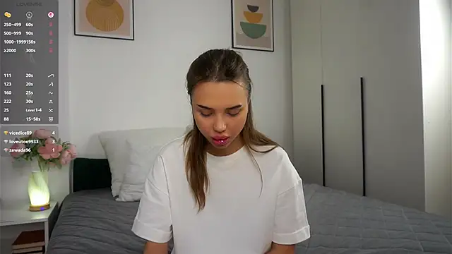 JunieTrippett's cam snapshot