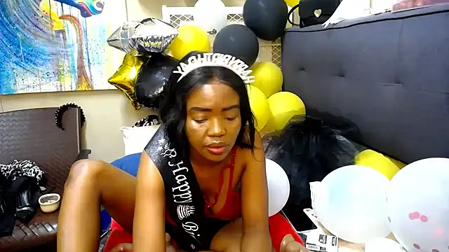 SexyDynamitexxx's cam snapshot