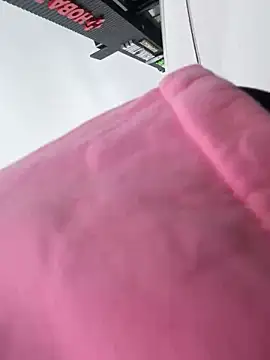 BigboobsDream99's cam snapshot