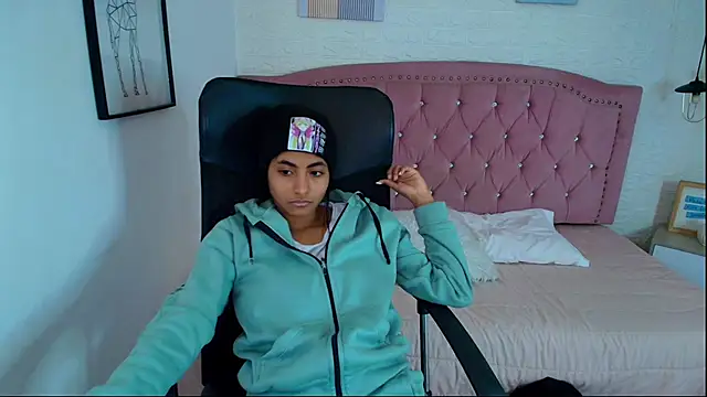 shaneelle's cam snapshot