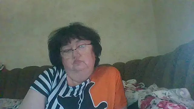 MilaSky5303's cam snapshot