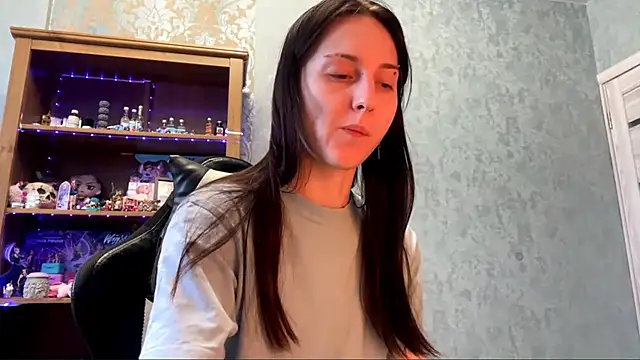 CyberAIice's cam snapshot