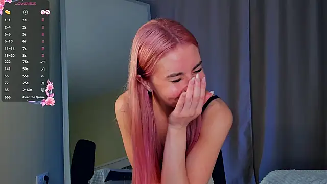 MinaRuzzo's cam snapshot