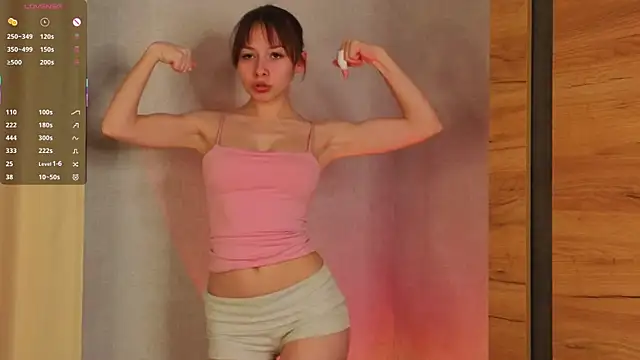 BlushinBloom's cam snapshot