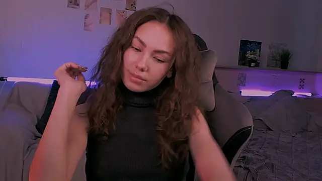 branchwithflowerss's cam snapshot