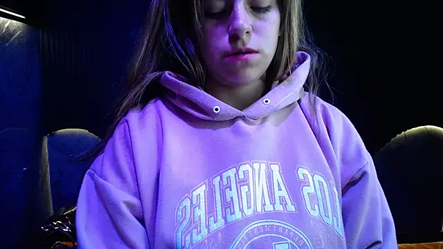 Kitten_Cam's cam snapshot