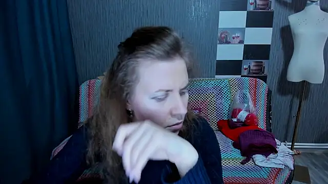 pa1e_pr1ncess's cam snapshot