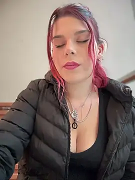 RiriRoseey's cam snapshot