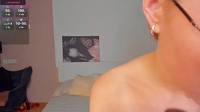 LibbyVenzeio's cam snapshot