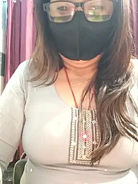 Aishwaryaa_69's cam snapshot