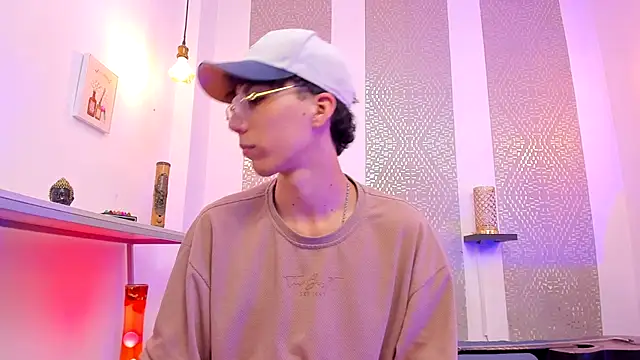 Nikolay_Gregori's cam snapshot