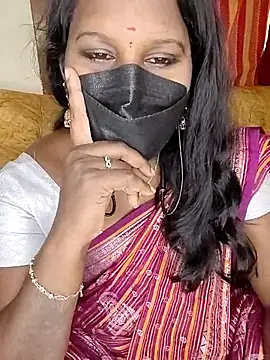 Tamil_flowergril's cam snapshot