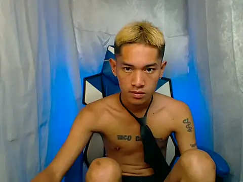 riks_tyler's cam snapshot