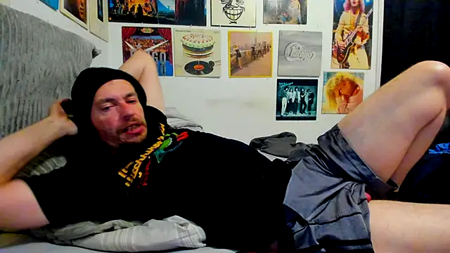 cloudyystar666's cam snapshot