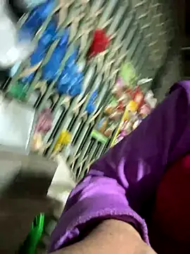 Tinaa_112's cam snapshot