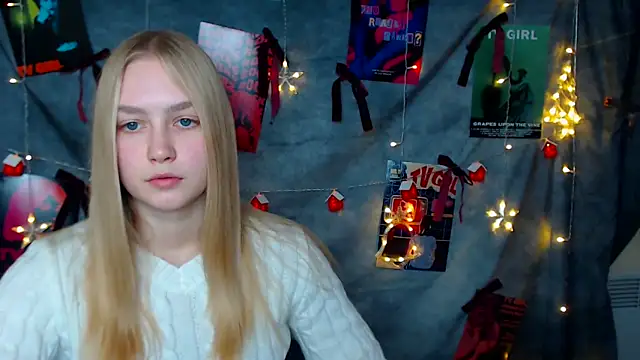 MademoiselleCl's cam snapshot