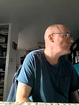 bogland33 live sex cam