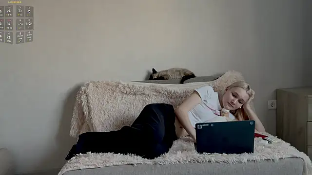 TwinedPeril's cam snapshot