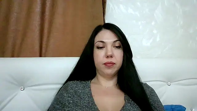 DewineBeauty's cam snapshot