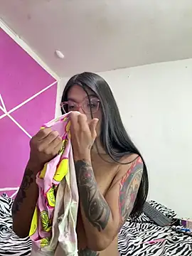 Ortegakim live sex cam