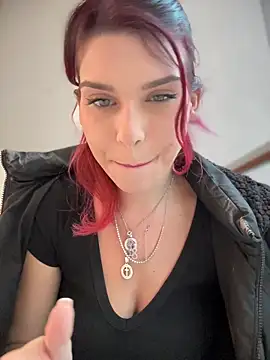 RiriRoseey's cam snapshot