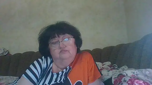 MilaSky5303's cam snapshot