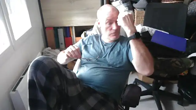 bogland33's cam snapshot