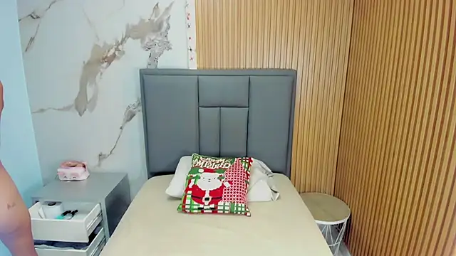 Isisleroy1's cam snapshot