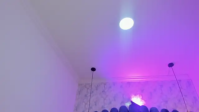 nalalye_cruzz_'s cam snapshot