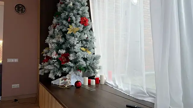 Aurora_Asti's cam snapshot